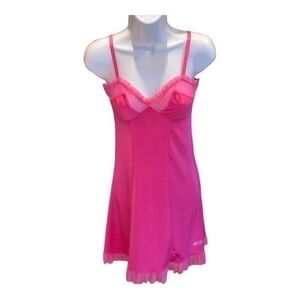 ▶️ Victoria’s Secret ◀️ Sexy Little Things Ruffled Barbie Pink Chemise babydoll